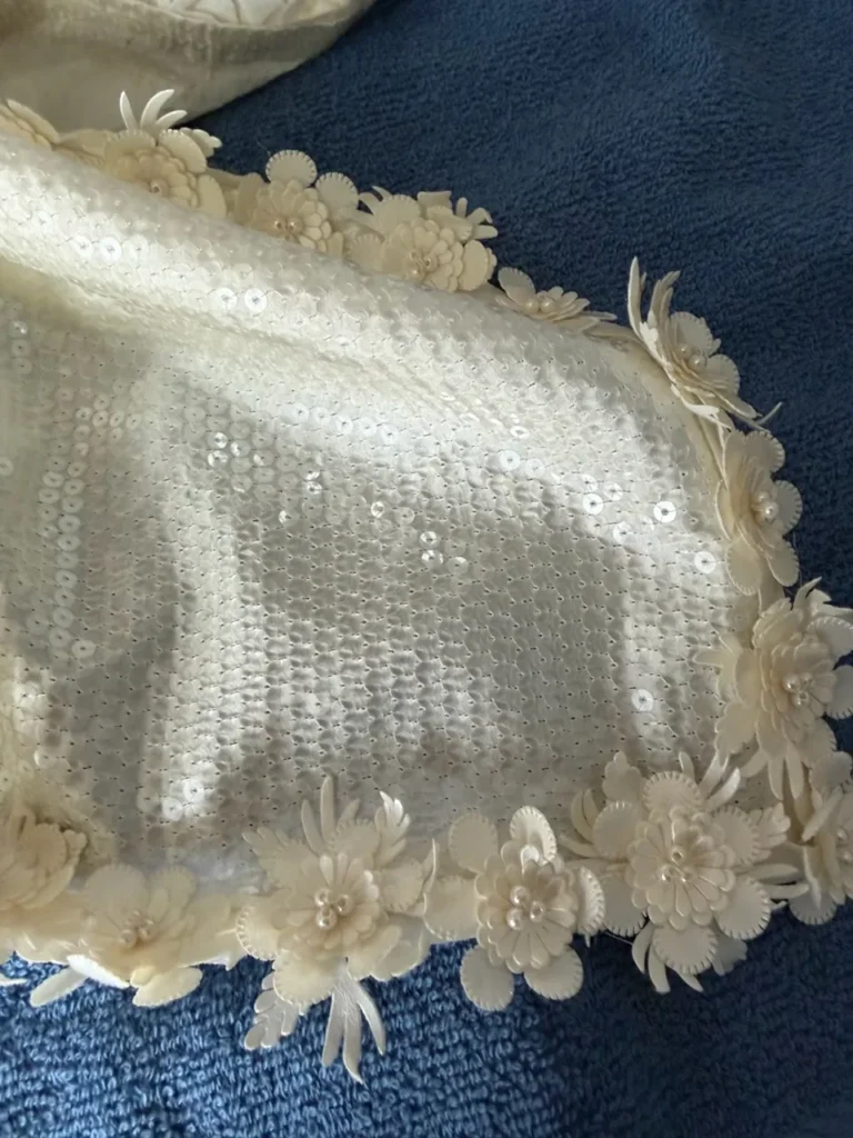 Cream Lap Scarf 2