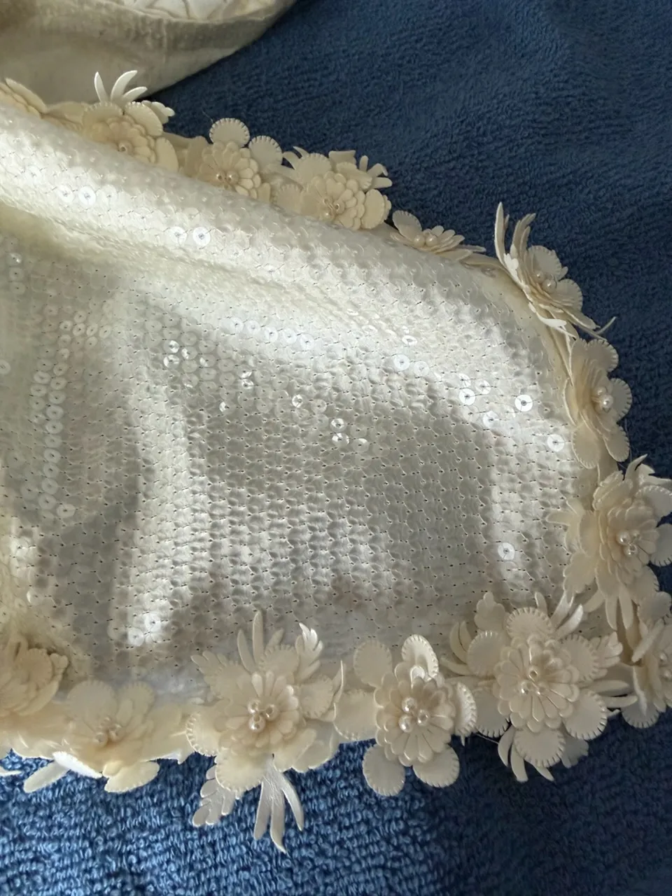 Cream Lap Scarf 2